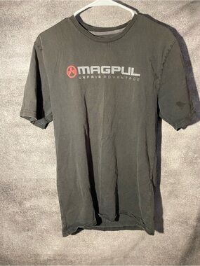 Magpul Unfair Advantage Graphic T-Shirt Large Black Faded Cotton Short Sleeve